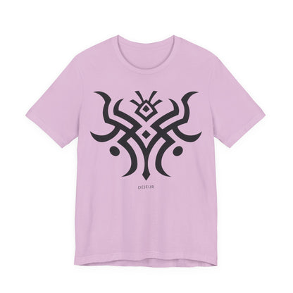 Tribal Crescent Horns - T-Shirt