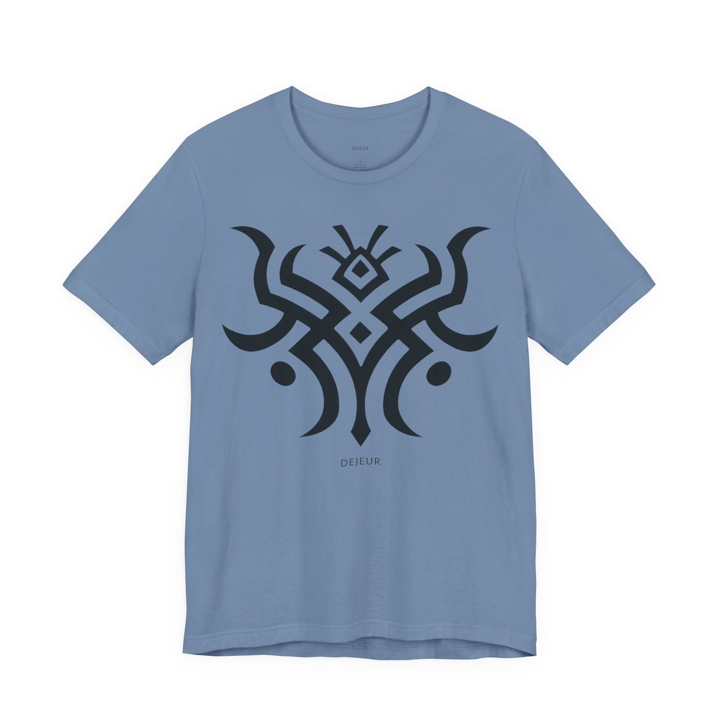 Tribal Crescent Horns - T-Shirt
